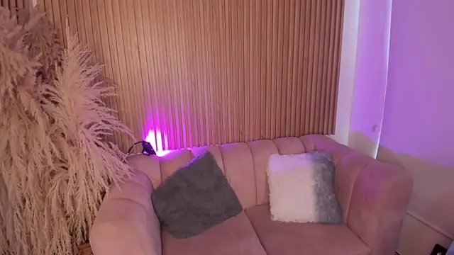 Hannie ws online show from January 20, 1:21 pm