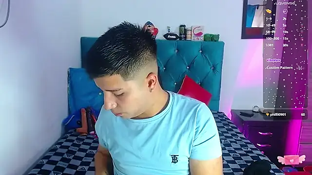 Snapshot of Randy_horny chatting on March 6, 7:32 pm Randy horny online show from March 6, 7:32 pm