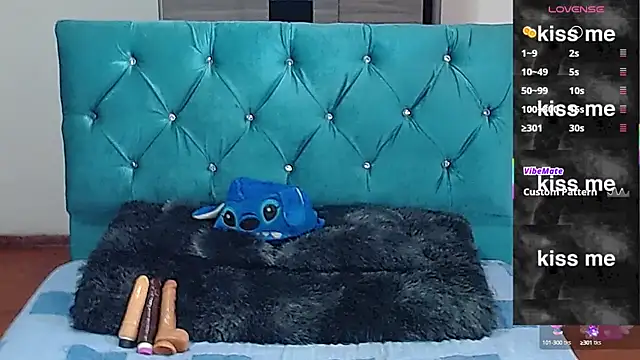 Snapshot of Randy_horny chatting on September 15, 5:02 pm Randy horny online show from September 15, 5:02 pm