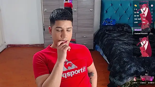 Snapshot of Randy_horny chatting on October 3, 4:59 pm Randy horny online show from October 3, 4:59 pm