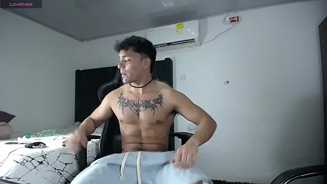 man dur07 online show from December 4, 12:08 am