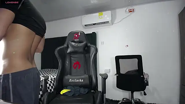 man dur07 online show from December 7, 12:52 am