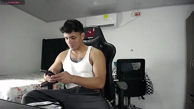 man dur07 online show from December 19, 9:38 pm