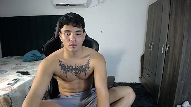 man dur07 online show from February 5, 6:15 pm