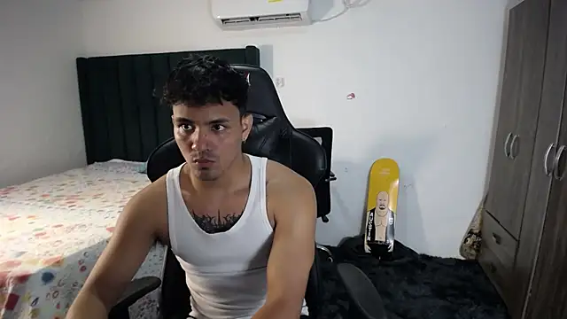 man dur07 online show from March 15, 8:32 pm