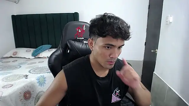 man dur07 online show from September 9, 8:19 pm