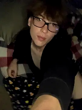 YourFavTwinkie online show from September 24, 4:49 am