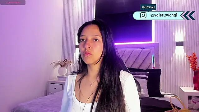 Valery wang online show from February 25, 12:15 pm