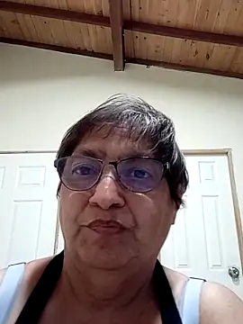 florecita69 online show from March 20, 2:08 am