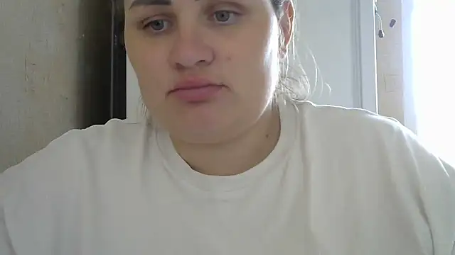 Snapshot of Honeydew-Waves chatting on September 19, 7:10 am Honeydew-Waves online show from September 19, 7:10 am