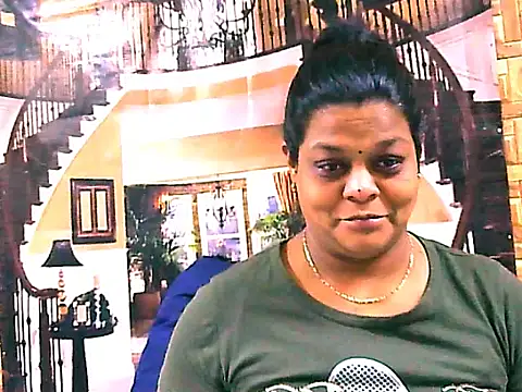 Snapshot of indianCherryPie chatting on September 26, 5:44 am indianCherryPie online show from September 26, 5:44 am