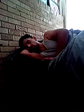 Snapshot of christphor chatting on December 5, 10:45 pm christphor online show from December 5, 10:45 pm