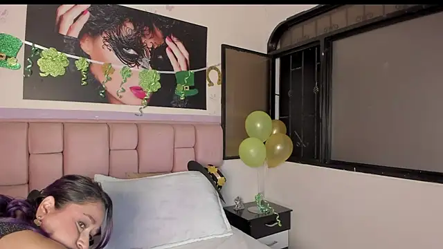 MicaelaHot  online show from March 18, 3:09 am