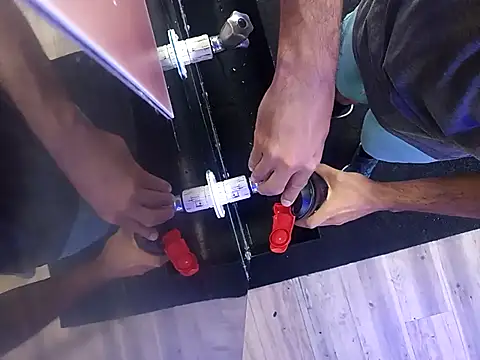 1995eduardo online show from September 28, 1:16 pm