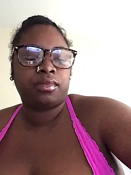 Snapshot of cocodreamxoxo chatting on December 16, 3:22 pm cocodreamxoxo online show from December 16, 3:22 pm