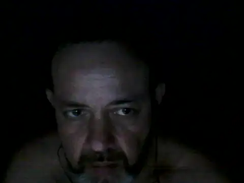 Snapshot of Leocesar37 chatting on September 13, 4:56 am Leocesar37 online show from September 13, 4:56 am