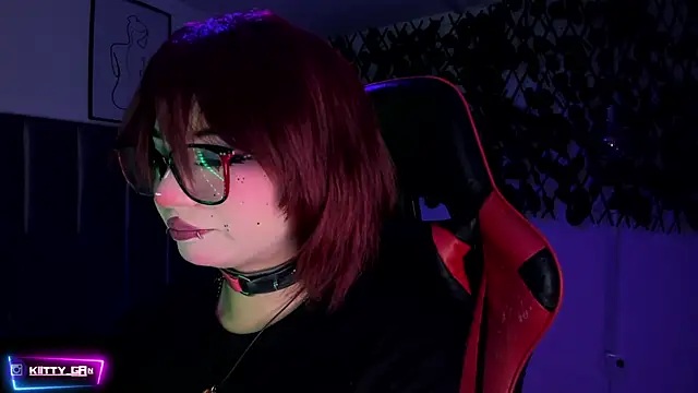 Kitty Gang online show from October 18, 2:03 am