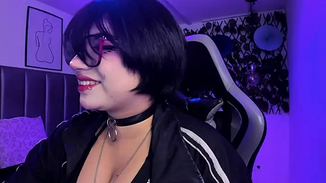 Kitty Gang online show from March 28, 2:22 am