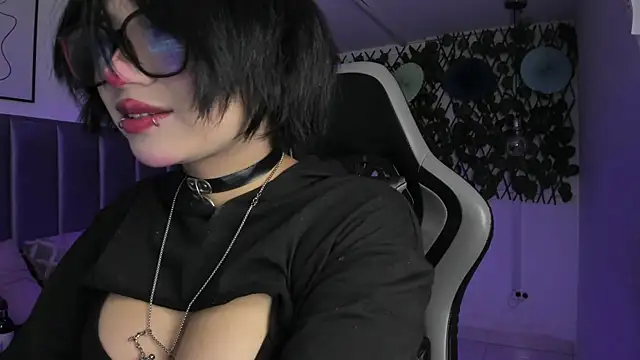 Kitty Gang online show from June 2, 12:34 am