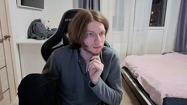 Snapshot of spaisenok chatting on March 4, 7:31 pm spaisenok online show from March 4, 7:31 pm