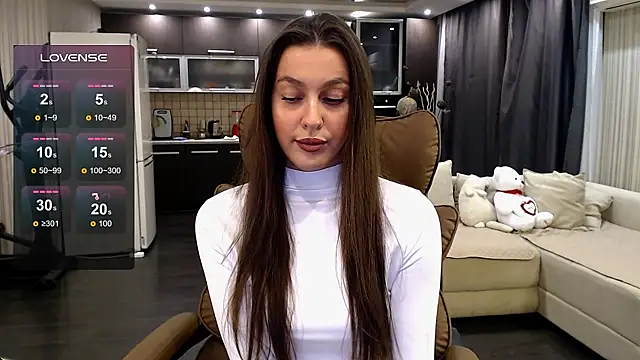 Snapshot of Doll_Jasmine_ chatting on June 1, 8:10 pm Doll Jasmine online show from June 1, 8:10 pm