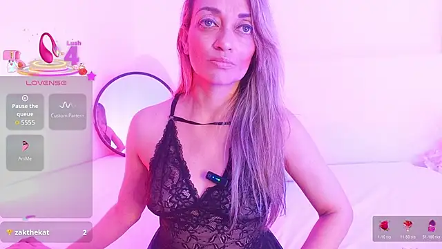 emma collson online show from January 11, 3:22 am