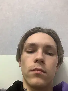 Snapshot of Alex17am chatting on November 22, 5:45 pm Alex17am online show from November 22, 5:45 pm