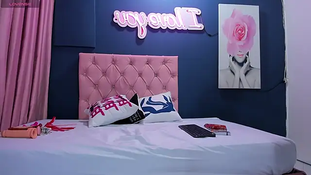 Cindy milf online show from February 6, 5:03 am