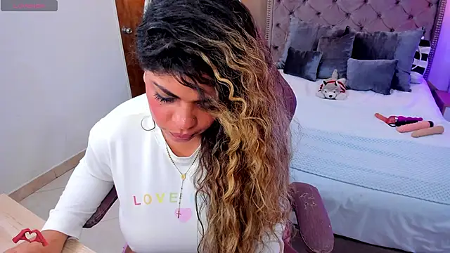 laris park online show from January 11, 11:02 am