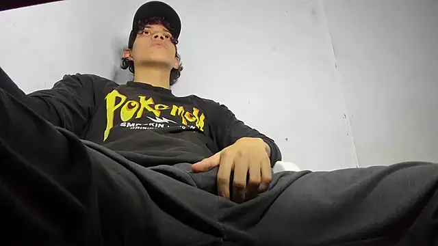 Snapshot of lax777_ chatting on October 27, 10:58 pm lax777 online show from October 27, 10:58 pm