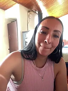 yaralyminjo2 online show from January 20, 9:22 pm