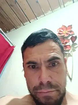 Snapshot of Hot796 chatting on February 6, 8:07 am Hot796 online show from February 6, 8:07 am