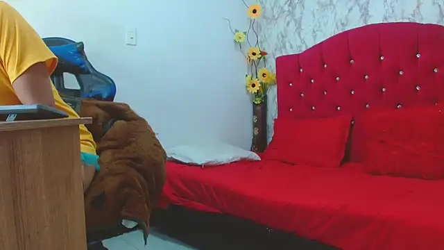 AlexaFontana online show from February 5, 4:17 am