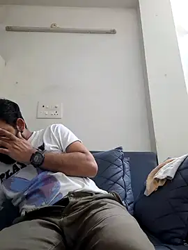 Fun Guuy online show from December 8, 7:11 pm