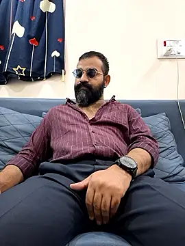 Snapshot of Fun_Guuy chatting on January 12, 4:56 pm Fun Guuy online show from January 12, 4:56 pm