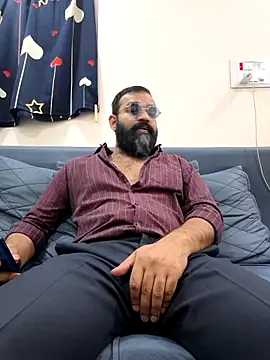 Snapshot of Fun_Guuy chatting on January 17, 6:51 am Fun Guuy online show from January 17, 6:51 am