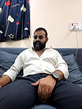 Snapshot of Fun_Guuy chatting on January 19, 3:10 am Fun Guuy online show from January 19, 3:10 am