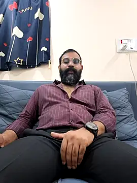 Snapshot of Fun_Guuy chatting on February 2, 3:38 am Fun Guuy online show from February 2, 3:38 am