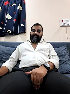 Snapshot of Fun_Guuy chatting on February 6, 2:27 am Fun Guuy online show from February 6, 2:27 am