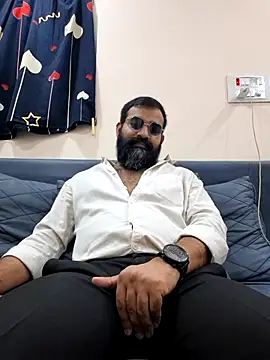 Snapshot of Fun_Guuy chatting on February 6, 5:05 pm Fun Guuy online show from February 6, 5:05 pm