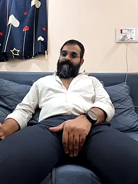 Snapshot of Fun_Guuy chatting on February 15, 2:30 am Fun Guuy online show from February 15, 2:30 am