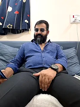 Snapshot of Fun_Guuy chatting on February 22, 4:38 pm Fun Guuy online show from February 22, 4:38 pm