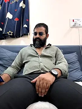 Snapshot of Fun_Guuy chatting on February 24, 5:05 am Fun Guuy online show from February 24, 5:05 am