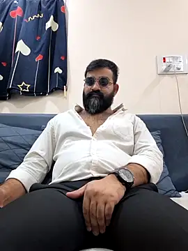 Fun Guuy online show from April 8, 3:50 am