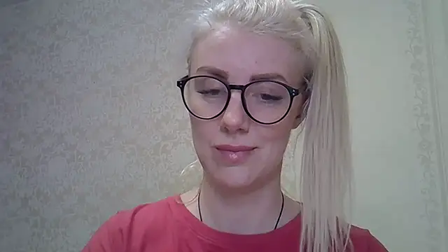 Snapshot of Pabonya91 chatting on February 11, 6:01 pm Pabonya91 online show from February 11, 6:01 pm