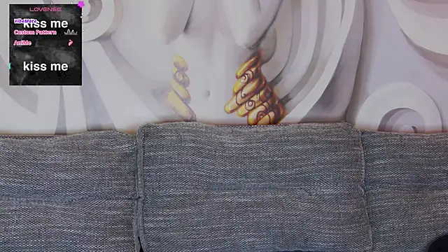 hailey peach online show from February 21, 12:16 am