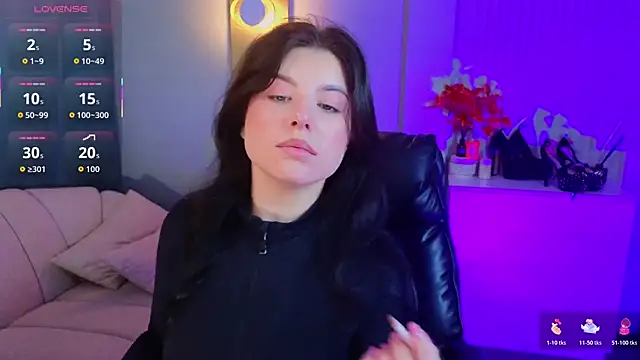 Jenna Adams  online show from November 7, 12:32 am