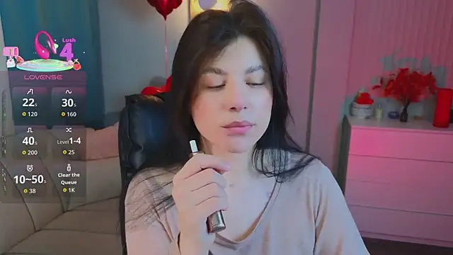 Jenna Adams  online show from April 14, 1:22 am