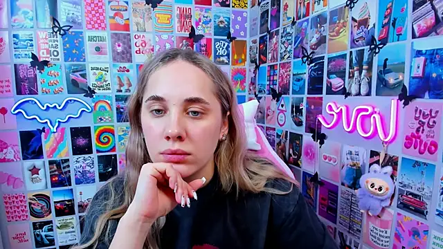 MiaMilas online show from February 16, 2:13 pm