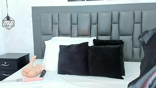 Krystal cambell1 online show from February 13, 4:11 am